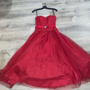 Red Masquerade Dress | Size 3/4
